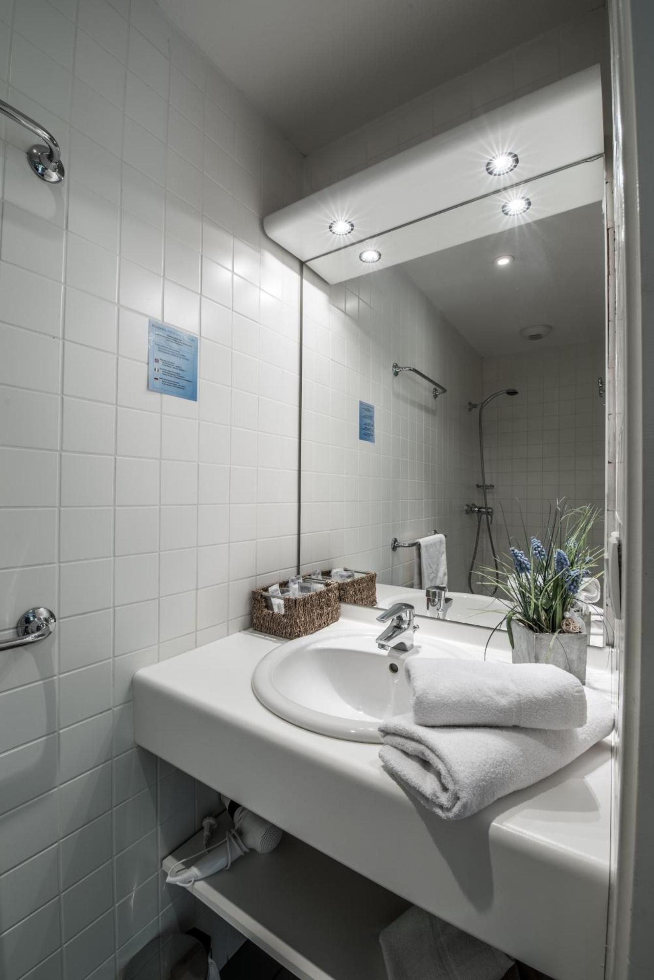 Hotel Le Marintan Saint-Michel-de-Maurienne Pokoj fotografie